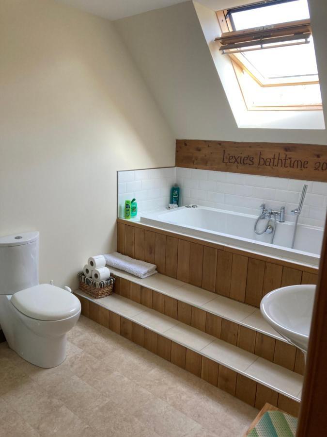 Springbank Apartment - Sleeps 4 - Pet Friendly فورت ويليام المظهر الخارجي الصورة